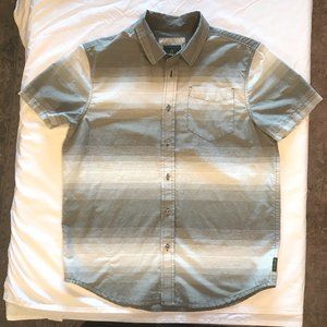 Prana Men's Button Up Short Sleeve Shirt, Small